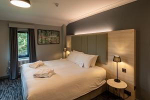 Deluxe Double Room room in Warwick Conferences - Scarman