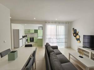 Caminho da Achada Apartment Funchal by Rentallido