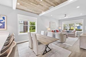 Scissortail at Treetop