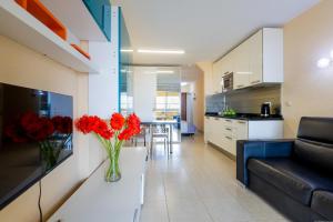 Beautiful studio with sea view