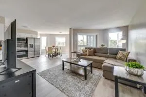 North Myrtle Beach Oasis with Community Pool! - Longs