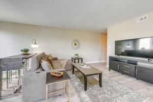 North Myrtle Beach Oasis with Community Pool!