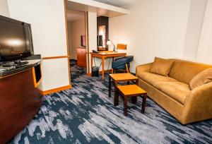 King Studio with Sofa Bed room in Fairfield Inn & Suites by Marriott San Antonio Downtown/Alamo Plaza