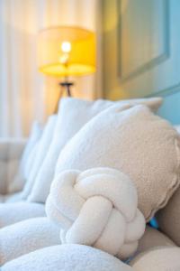 Azure Escape !Joyful 1 Bed Apartment close to the Sea!