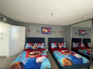 Hollywood Apartments Mario & No Themed With Pool FREE parking and WIFI
