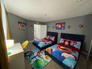 Hollywood Apartments Mario & No Themed With Pool FREE parking and WIFI