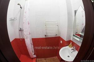 Апартаменти на вул Кониського 5 бічна Личаківської на 6 осіб