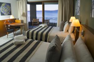 Park Lake Luxury Hotel