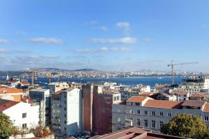 Bosphorus view, central location