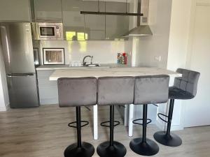 Mansion Alhamar, Sitio de Calahonda, first line beach, sleeps 5