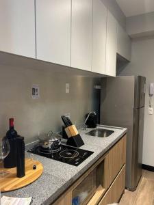 Apto lindo em frente Metro Luz