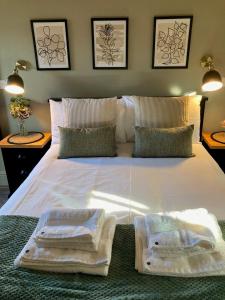 Family Room room in Blue Ball Inn