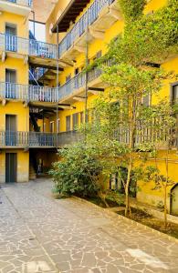 Navigli Darsena Milan Style