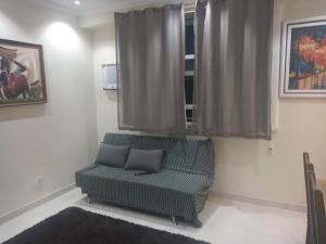 Apartamento ao lado do metro da Cinelândia e Consulado Americano