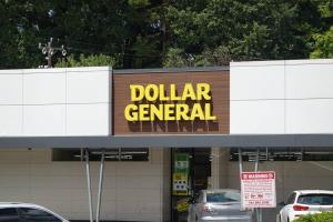 KING Bed Apartment ► A+ Location ► Full Kitchen