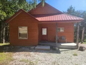 Diver's Den - Mammoth Spring