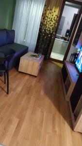 F&M Apartment No 12