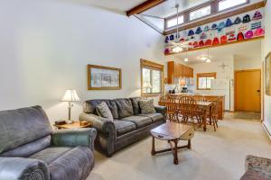 Updated Winter Park Condo with Indoor Heated Pool!