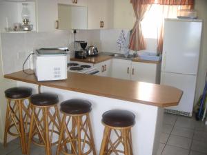 Waterside Living CL33