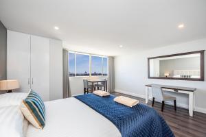 The Leonardo has 180 degree ocean views