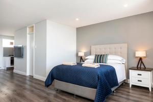 The Leonardo has 180 degree ocean views