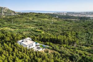 Luxury villa with a swimming pool Klis, Split - 21734 