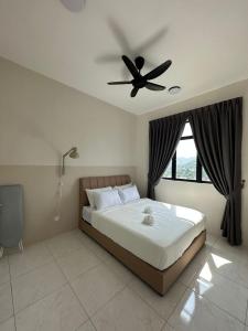 The Sun 1 or 3BR Bayan Lepas 4 to 10 pax WL
