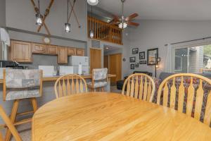 Timbernest Cottonwood Condo: Ideal Breck Location