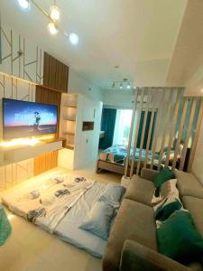 1BR Condo beside Abreeza Mall, Davao City with 200 mbps WI-FI speed
