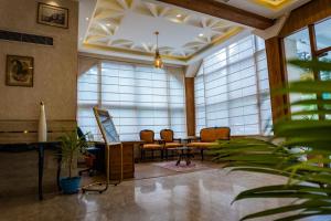 Hotel Snowcrests Manor