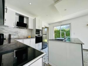 Maisons de vacances L’Elegante Maison moderne 4 ch : photos des chambres
