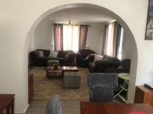 Splendid 4-Bedroom with A Pool - 马查科斯