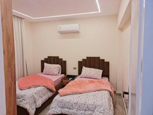 Amazing flat front of city stars2