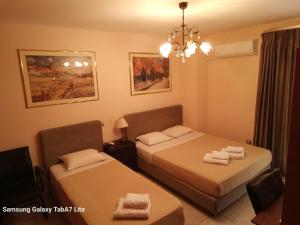 VILLA AVATOS 2 - Near to the Port of Rafina and the Airport of Athens
