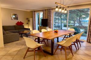 Villa avec Piscine et Vues Imprenables