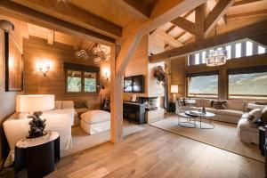 Chalets Luxury Megeve Chalet, sleeps 8 with Mountain Views and Jacuzzi : photos des chambres