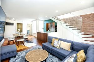 Green & Gorgeous - 3 bedroom Getaway in the Heart