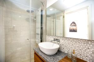 GREEN FARO, MODERN DUPLEX with A BLISS TERRACE