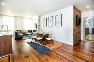 Green & Gorgeous - 3 bedroom Getaway in the Heart