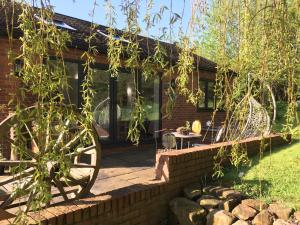 The White House Garden Cottage