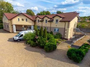 Motel "Płomyk" - Urad