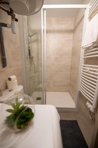 Appartements #Nouveau#Cocoon#Wifi#Parking#Biendormiracognac : photos des chambres