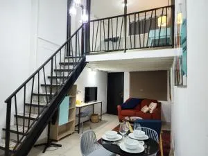 Cómodo apartamento # 4, Rio abajo cerca de la estación del metro de la Cincuentenario - Tapia Número Dos