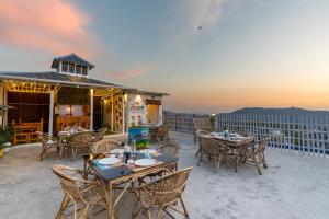 The Himaal, Bir - Luxury Boutique Homestay