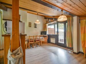 Morzine : Appartement au pied des pistes, 4-6 pers, balcon - FR-1-684-62