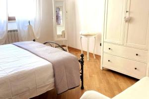 Rebeccas house Florence