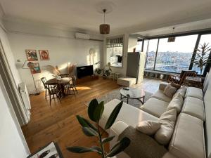 Fantastic golden horn view in Beyoglu, Cozy design