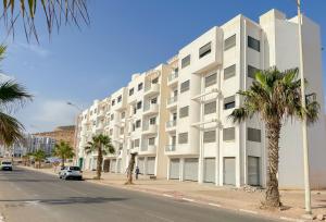 la mer , les collines, le soleil