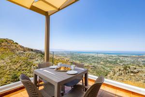 Villa Lia Chania with private ecologic pool and amazing view!