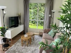 Gezellige vakantiewoning aan het water in Ewijk - recreational only no workers - Weurt